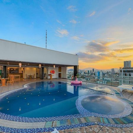 Merry Land Hotel Da Nang Eksteriør bilde