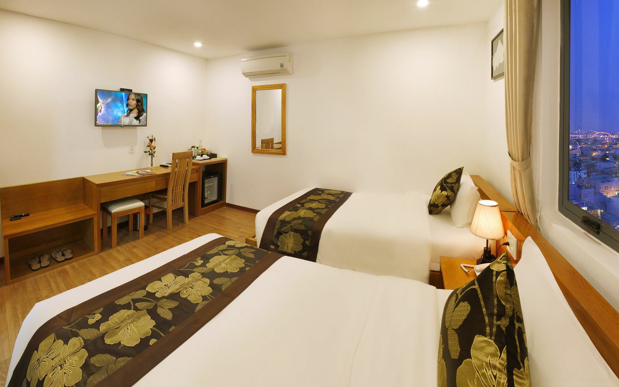 Merry Land Hotel Da Nang Eksteriør bilde